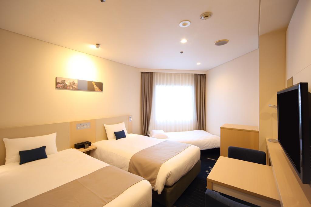 Kobe Sannomiya Tokyu Rei Hotel Exterior photo